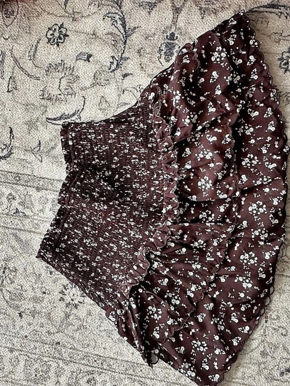 Hyacinth House Floral Printed Scalloped Smocked Mini Skirt Brown & White Medium